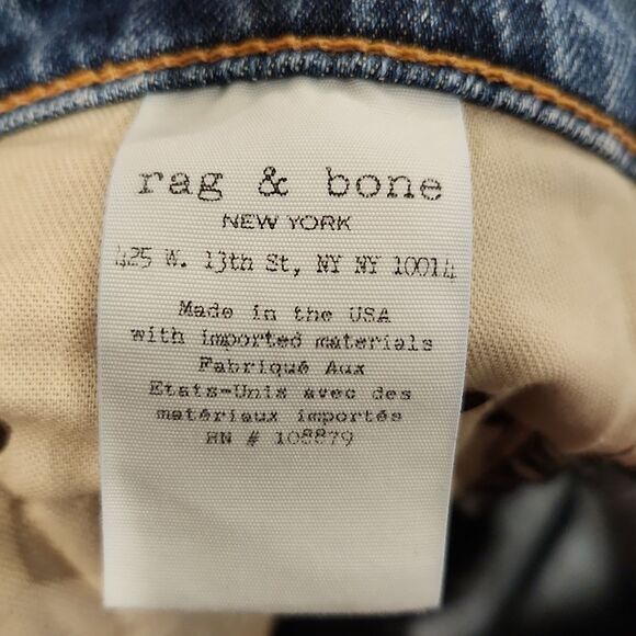 Medium wash, super soft, distressed Rag&bone skinny jeans w/distressed hem sz25! - Picture 7 of 13